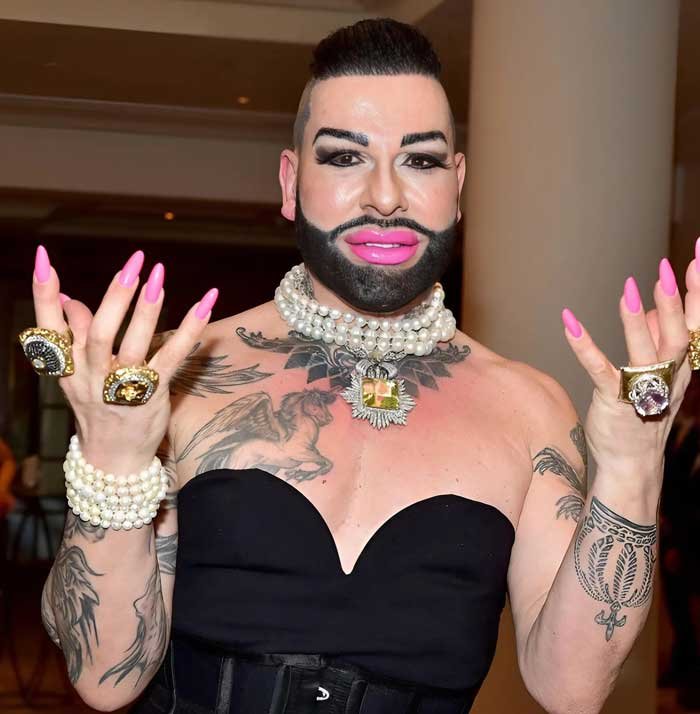 «Я сам сделал себя сказкой» — трансформация, о которой говорит весь интернет 🎭